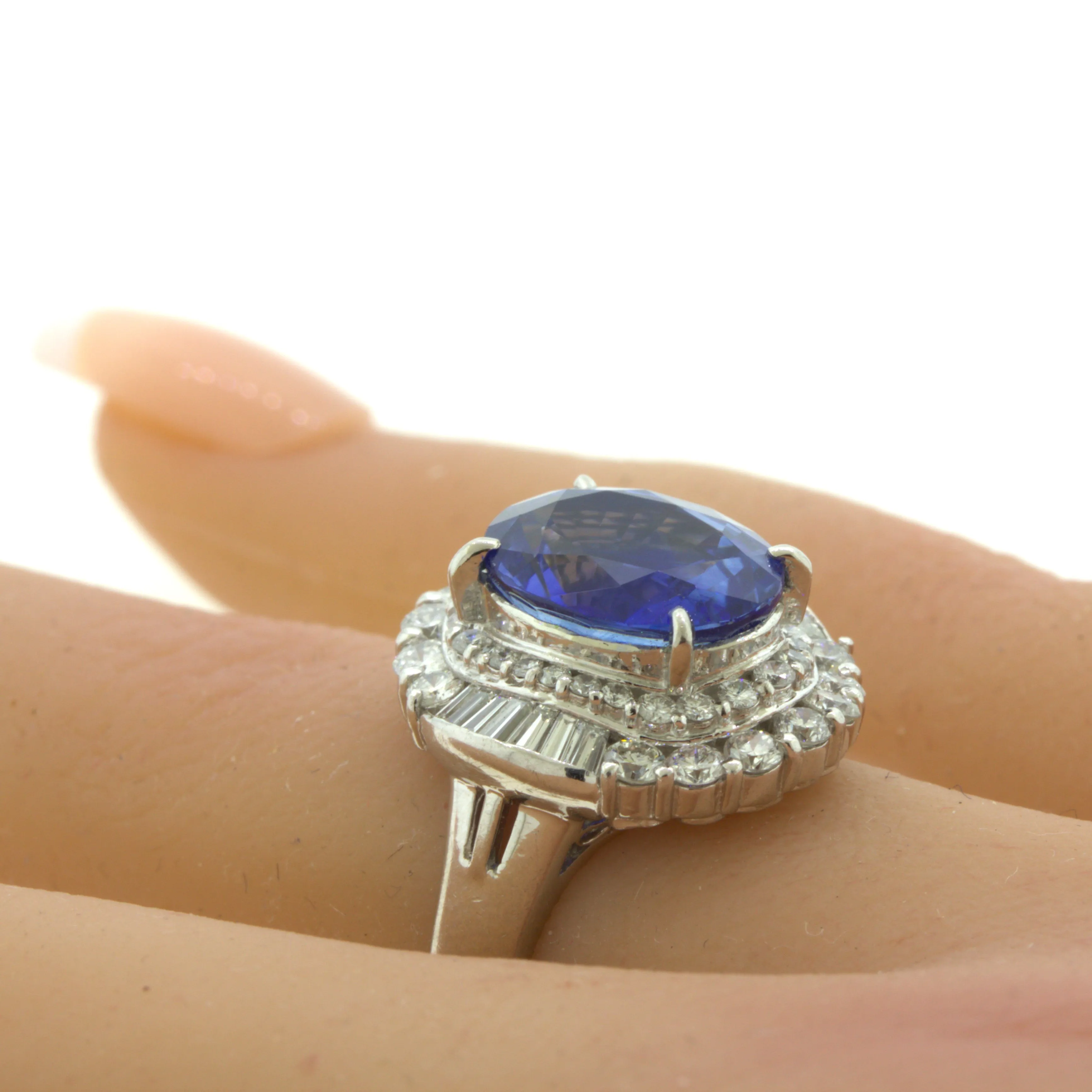 5.07 Carat Blue Sapphire Diamond Platinum Ring