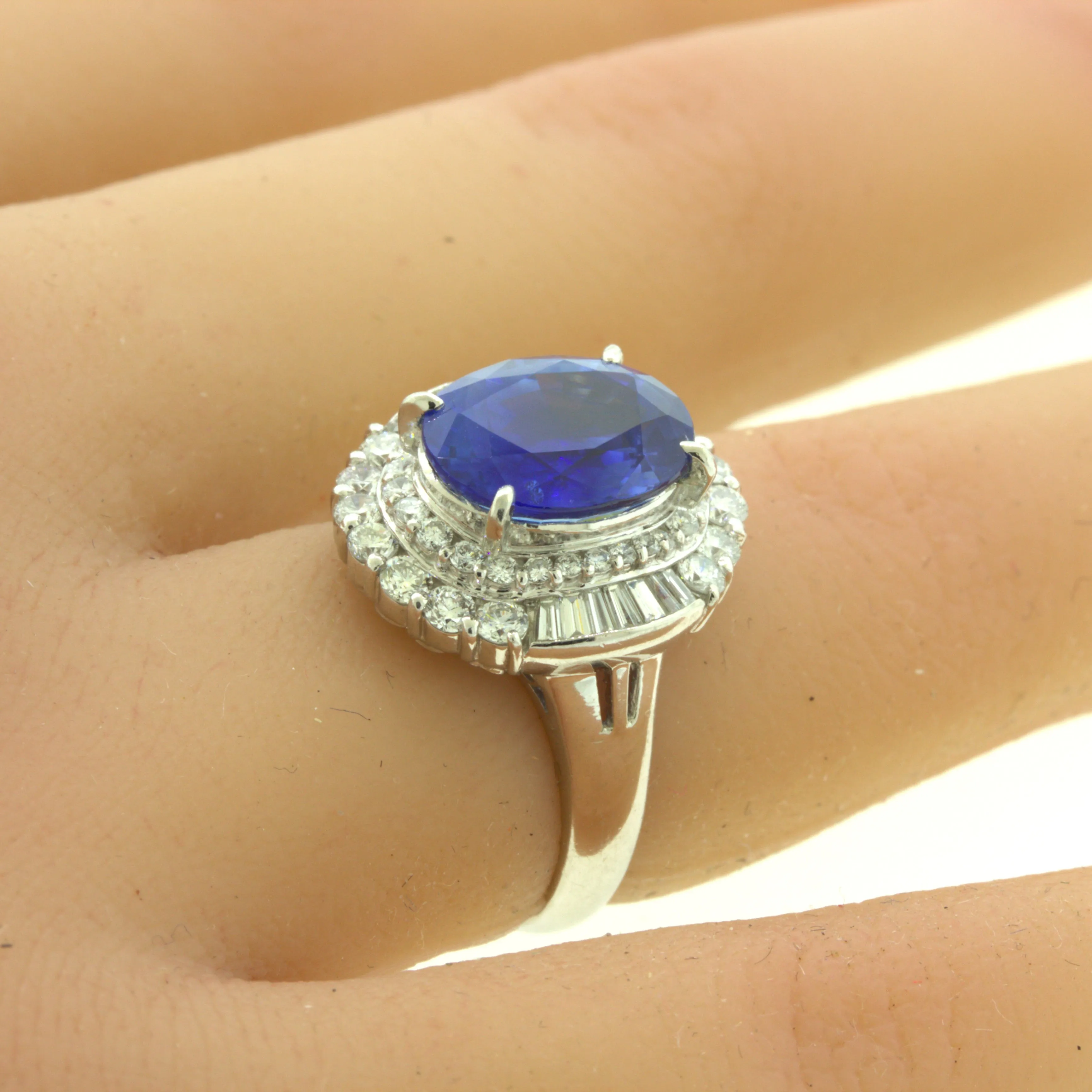 5.07 Carat Blue Sapphire Diamond Platinum Ring