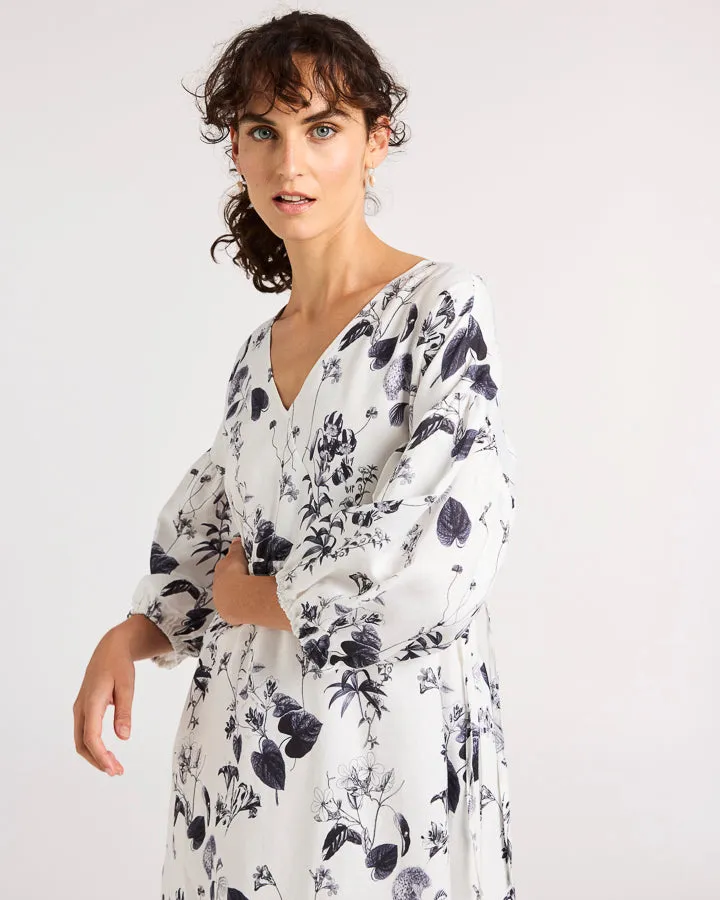 Botanical Print Dress YT25S9559 by Yarra Trail