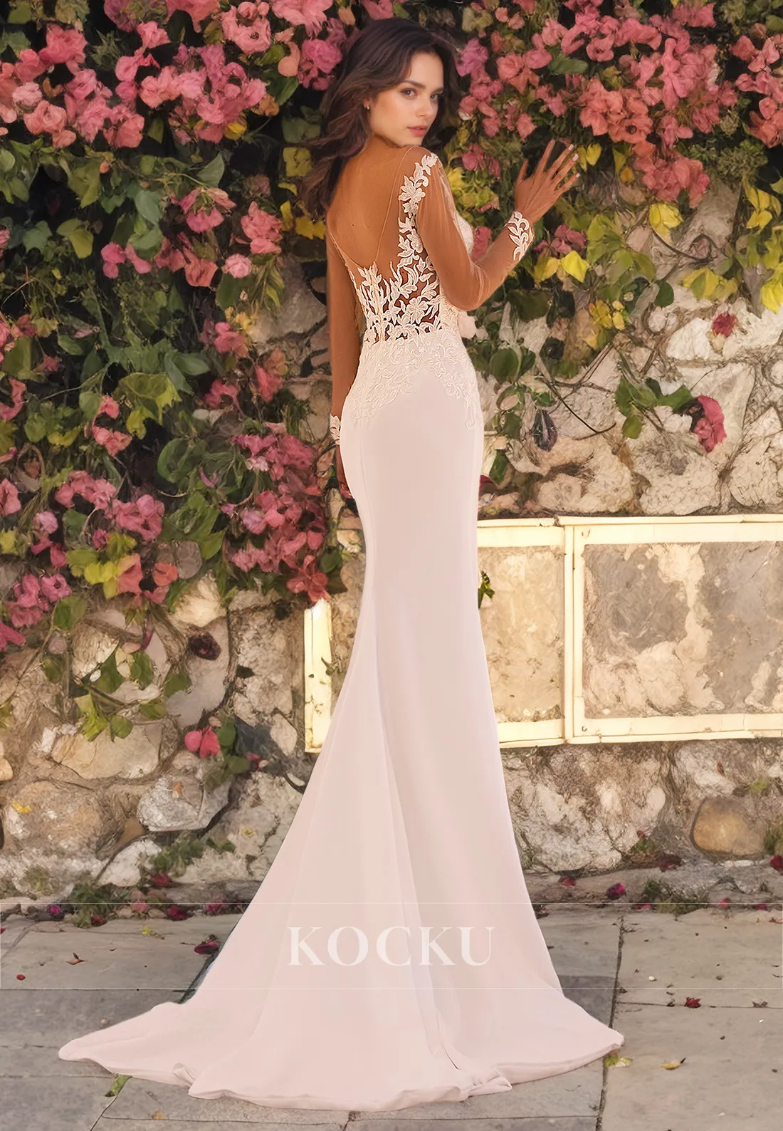 Gorgeous & Charming Mermaid V-Neck Appliques Backless Wedding Dress