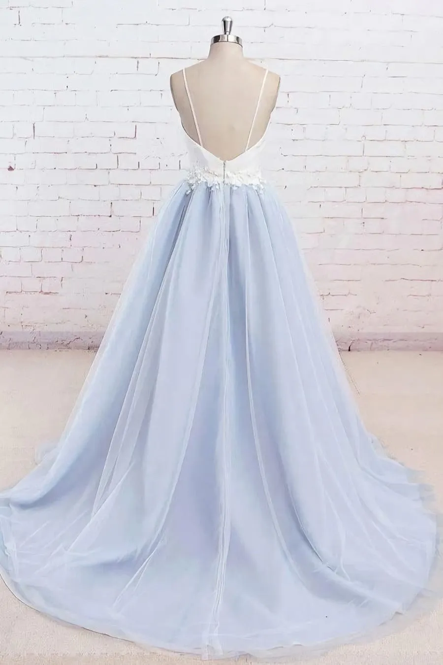 Light Blue Tulle Simple Spaghetti Straps Sweep Train Backless Prom Dress