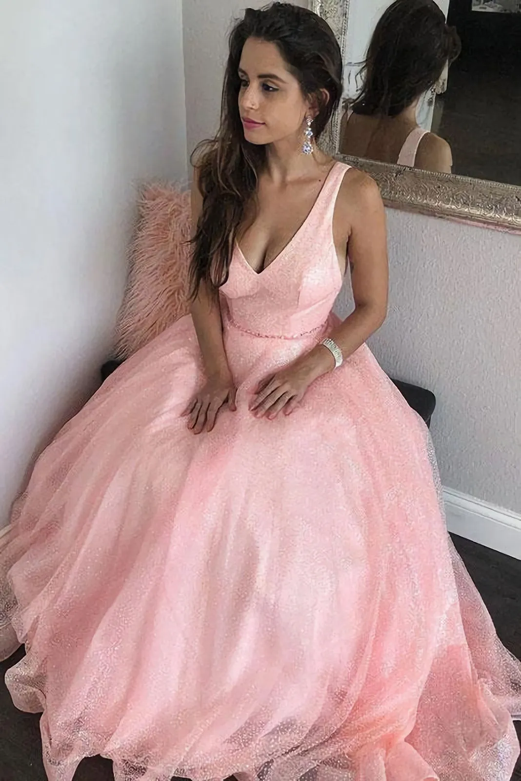 Pink Sleeveless Prom Dresses Sparkle V-Neck Long Formal Gown