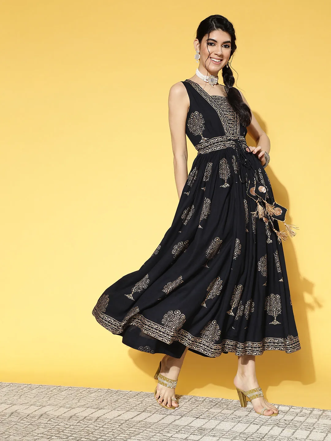 Women Black & Beige Ethnic Motifs Printed Fit & Flare Dress