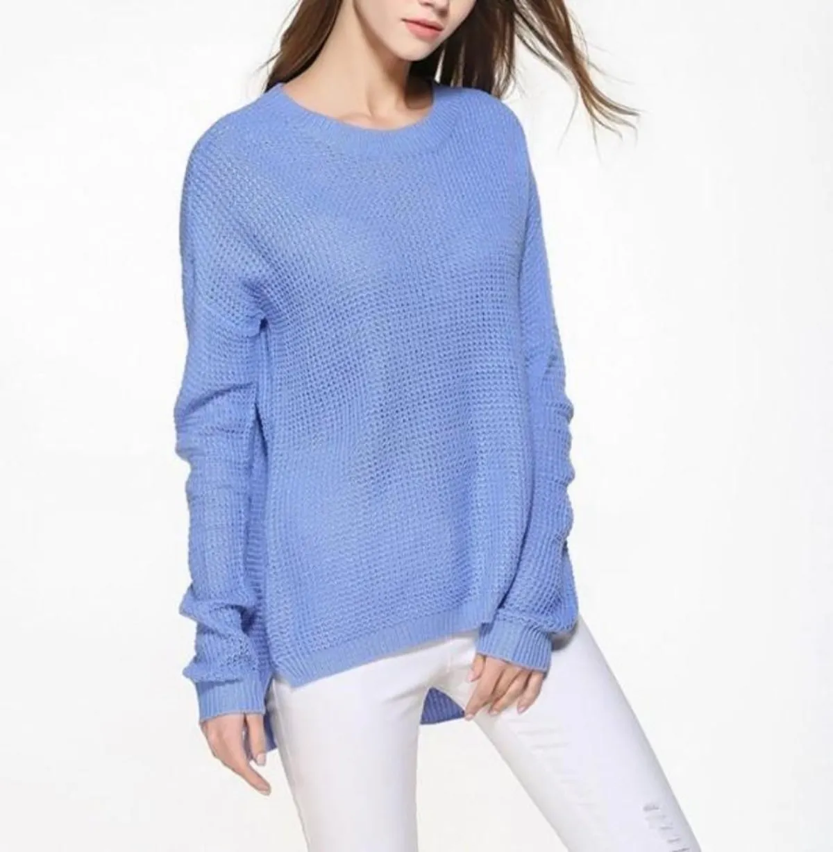 Womens Relaxed Fit Round Neck Sweater in Blue